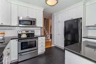 84 Walpole St, Canton, MA 02021 - Photo 8