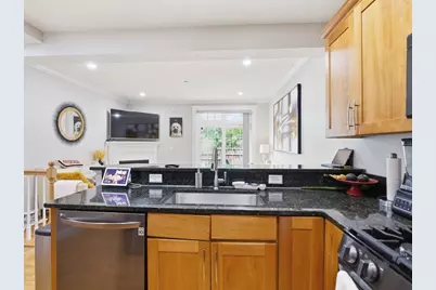 894 Main St #8, Wakefield, MA 01880 - Photo 12