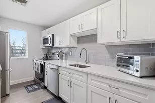 38 Dunham Rd, Beverly, MA 01915 - Photo 2