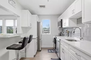 38 Dunham Rd, Beverly, MA 01915 - Photo 6