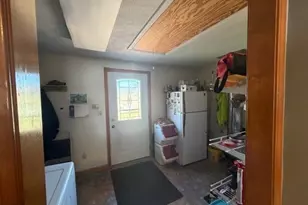 106 Seymour St, Berkley, MA 02779 - Photo 18