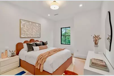 71 Cloverdale Rd, Newton, MA 02461 - Photo 10