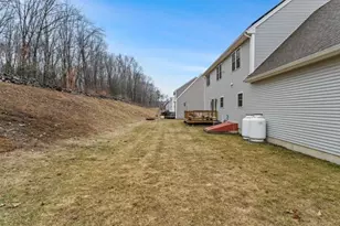 14 Elmrock Dr, Grafton, MA 01536 - Photo 38