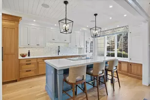 7 Bobby Jones Dr, Andover, MA 01810 - Photo 4