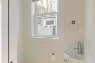 22 Edge Hill St, Boston, MA 02130 - Photo 22