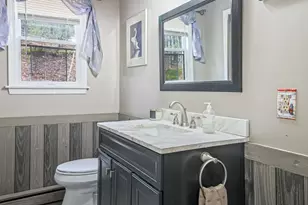 186 Elm St, Leominster, MA 01453 - Photo 30