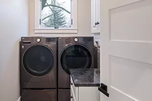 49 Sargent St, Cambridge, MA 02140 - Photo 18