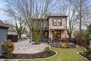 49 Sargent St, Cambridge, MA 02140 - Photo 30