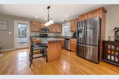 45 Wyoming Ave, Brockton, MA 02301 - Photo 8