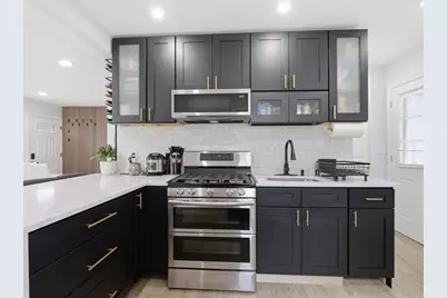 63 Jasper St, Saugus, MA 01906 - Photo 6