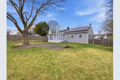 63 Jasper St, Saugus, MA 01906 - Photo 36