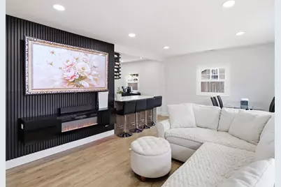 63 Jasper St, Saugus, MA 01906 - Photo 10