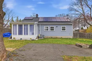 63 Jasper St, Saugus, MA 01906 - Photo 34