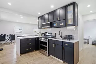 63 Jasper St, Saugus, MA 01906 - Photo 2