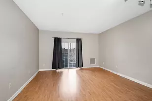21 Hampshire Rd, Methuen, MA 01844 - Photo 10