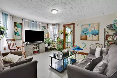 1584 Dwight St, Springfield, MA 01107 - Photo 10