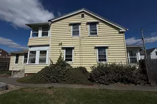 26 Wintworth St, Chicopee, MA 01013 - Photo 2