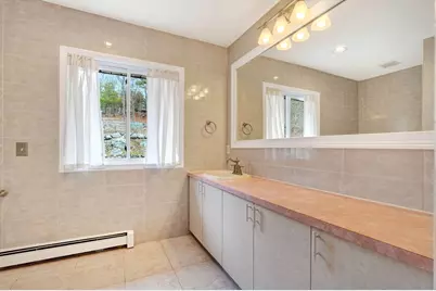 12 Parkway Dr, Saugus, MA 01906 - Photo 22