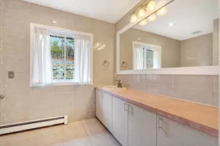 12 Parkway Dr, Saugus, MA 01906 - Photo 22