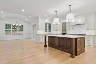 1 Ignatius Cmn Dr, Northborough, MA 01532 - Photo 2