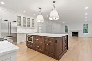 1 Ignatius Cmn Dr, Northborough, MA 01532 - Photo 6