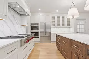 1 Ignatius Cmn Dr, Northborough, MA 01532 - Photo 4