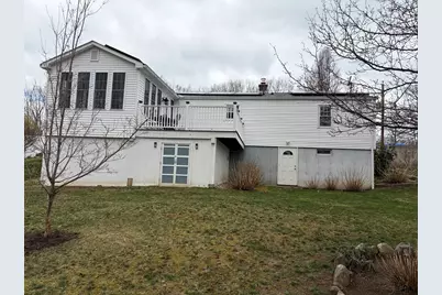 327 Brookside Cir, Northampton, MA 01062 - Photo 4