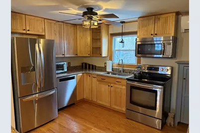 327 Brookside Cir, Northampton, MA 01062 - Photo 8