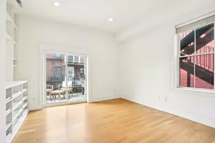 159 W 3rd St, Boston, MA 02127 - Photo 12