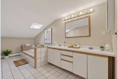 4 Mount Vernon St #4, Haverhill, MA 01830 - Photo 16