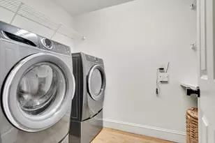 94 Highland St, Newton, MA 02465 - Photo 28