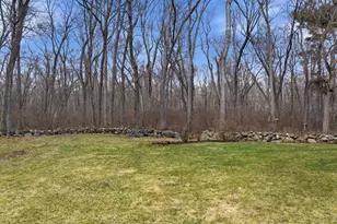 1 Selfridge Rd, Bedford, MA 01730 - Photo 34