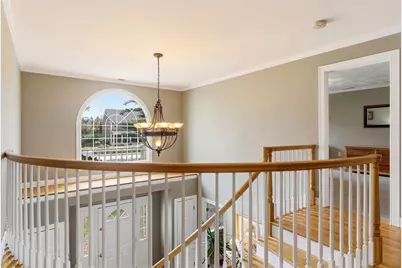 1 Selfridge Rd, Bedford, MA 01730 - Photo 18