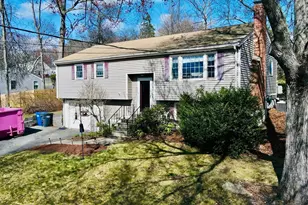 58 Bowdoin Dr, Milford, MA 01757 - Photo 2