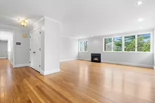 7 Walker Rd, Manchester by the Sea, MA 01944 - Photo 2