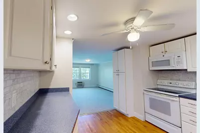 2 McDewell Ave #18, Danvers, MA 01923 - Photo 4