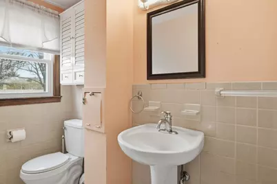 244 Lower Westfield Rd, Holyoke, MA 01040 - Photo 24