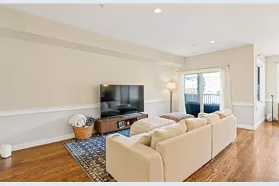 774 E 3rd St #1, Boston, MA 02127 - Photo 6