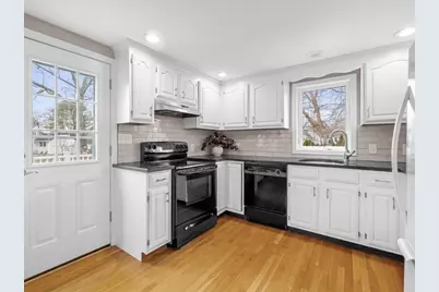 18 Hillside Rd, Scituate, MA 02066 - Photo 8