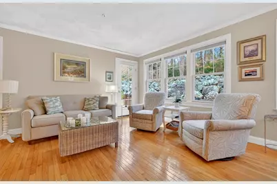 102 Central St #5A, Saugus, MA 01906 - Photo 10