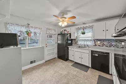 285 Den Quarry Rd, Lynn, MA 01904 - Photo 14