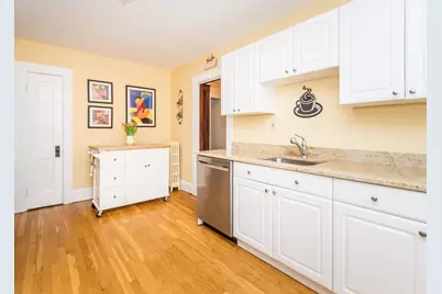 231 Lowell Street #2, Waltham, MA 02453 - Photo 4