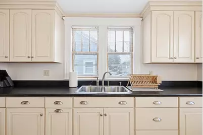 16 Palmer Ave #1, Peabody, MA 01960 - Photo 6