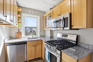 477 Palmer St, Fall River, MA 02721 - Photo 8