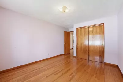 79 Woodlawn St, Chicopee, MA 01020 - Photo 22