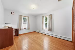 79 Woodlawn St, Chicopee, MA 01020 - Photo 24