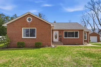 79 Woodlawn St, Chicopee, MA 01020 - Photo 2