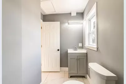 14 Stanley Ave, Taunton, MA 02780 - Photo 8