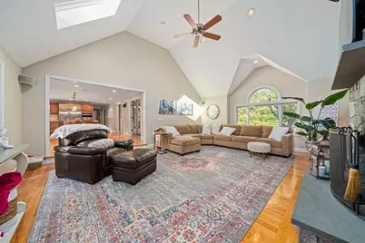 74 Crabtree Ln, Abington, MA 02351 - Photo 12