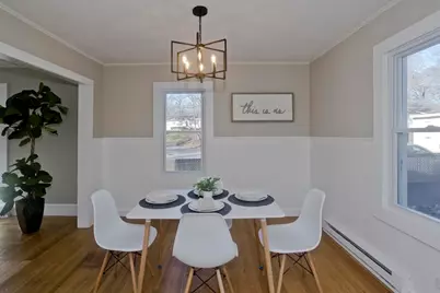 6 Bremen St, Springfield, MA 01108 - Photo 8